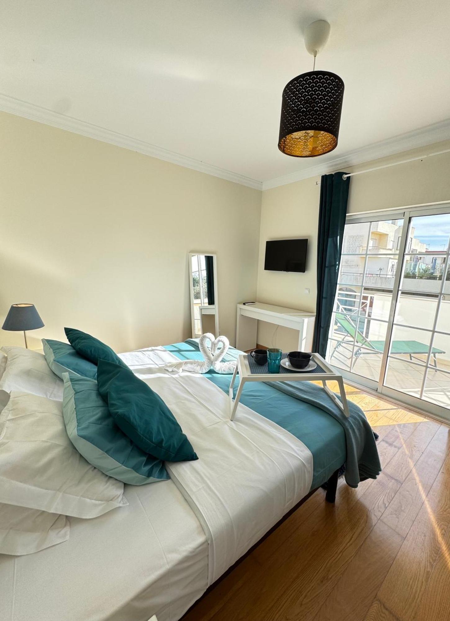 Villa Bonita Guesthouse Albufeira Old Town Luaran gambar