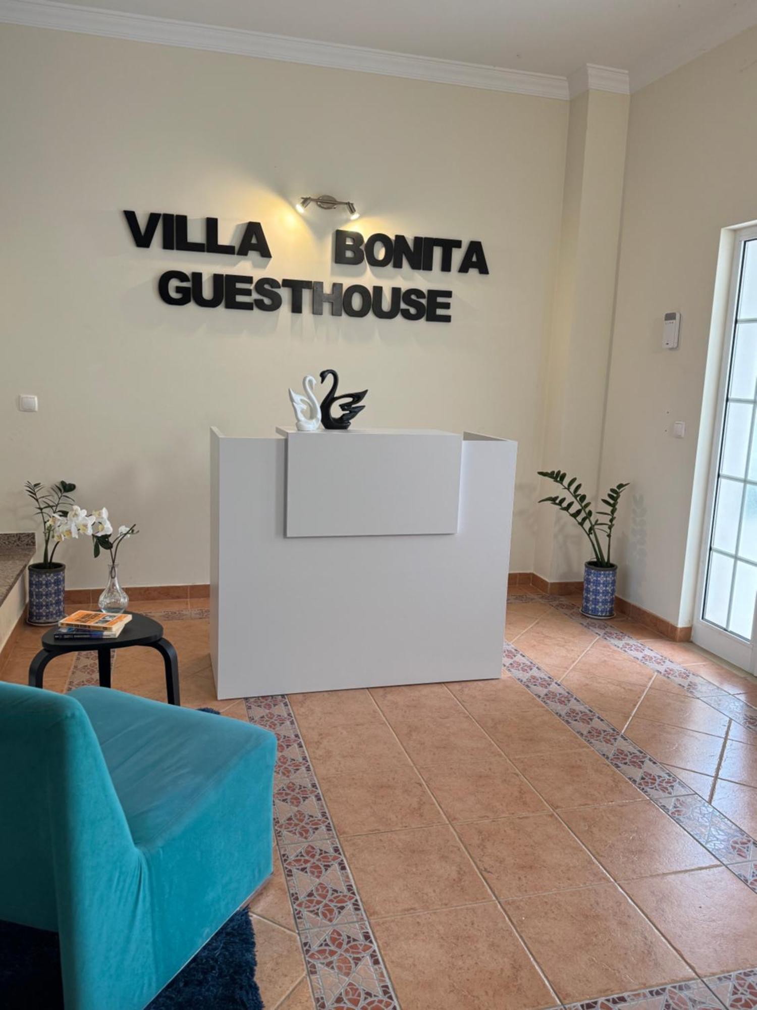 Villa Bonita Guesthouse Albufeira Old Town Luaran gambar