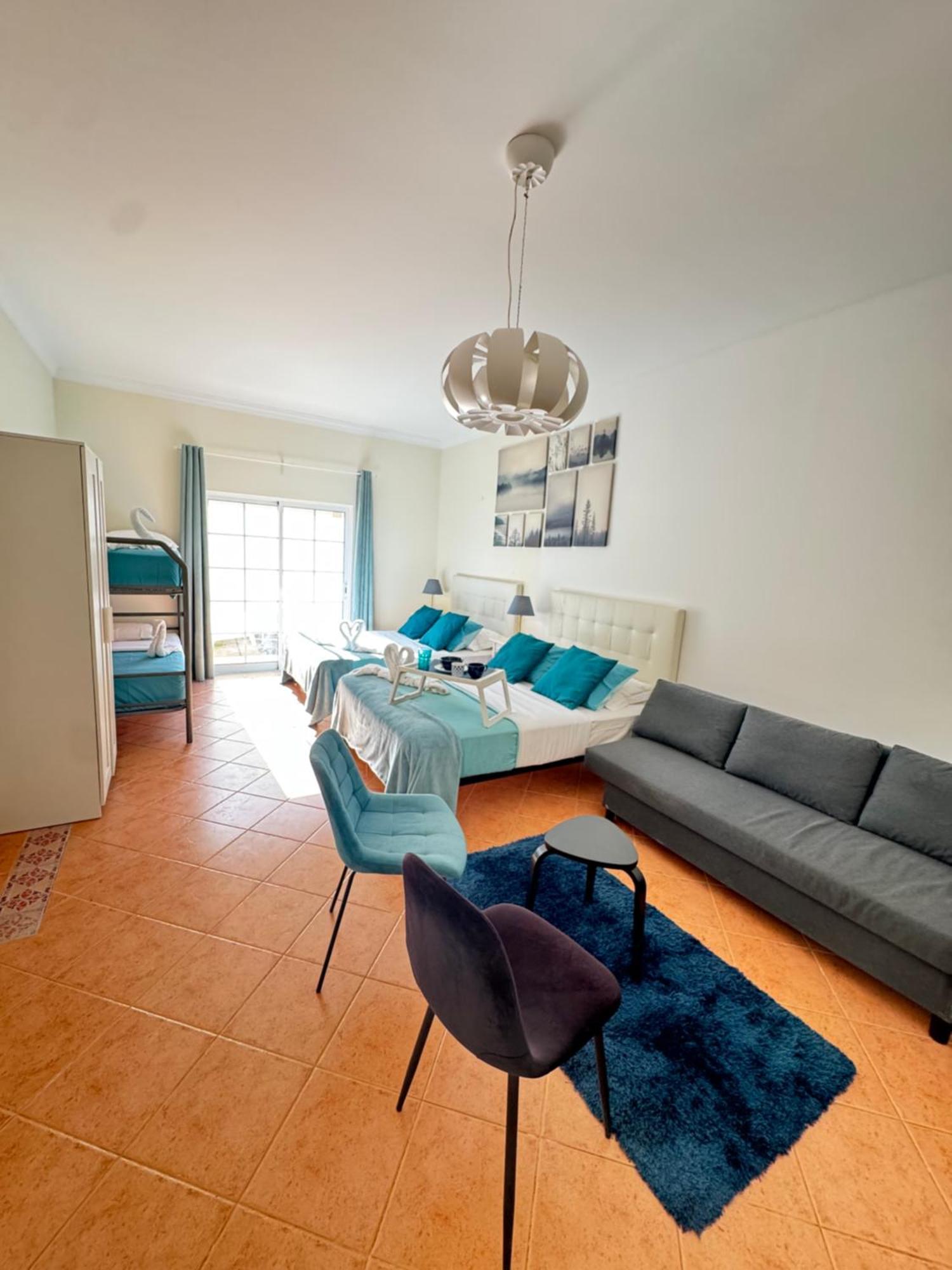 Villa Bonita Guesthouse Albufeira Old Town Luaran gambar